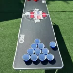 Beer pong -pöytä ja ulkopelit yritystapahtumiin – Vuokrausfirma